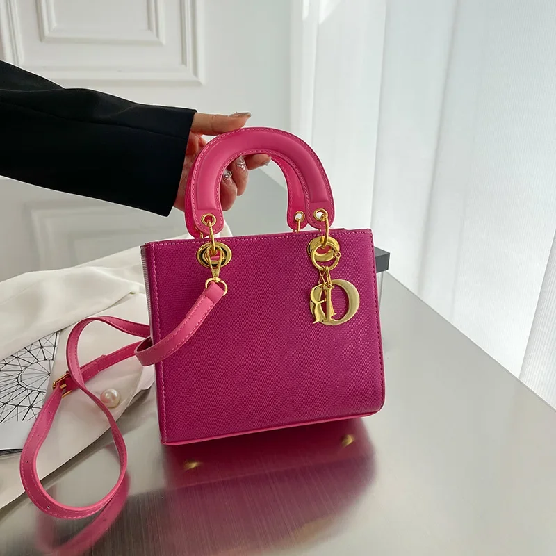 2025 Women's New Niche Shiny Diana Bag - Convertible Shoulder/Handheld/Crossbody High-End Versatile Daily Essentials for Ladies
2025 Women's New Niche Shiny Diana Bag - Convertible Shoulder/Handheld/Crossbody High-End Versatile Daily Essentials for Ladies