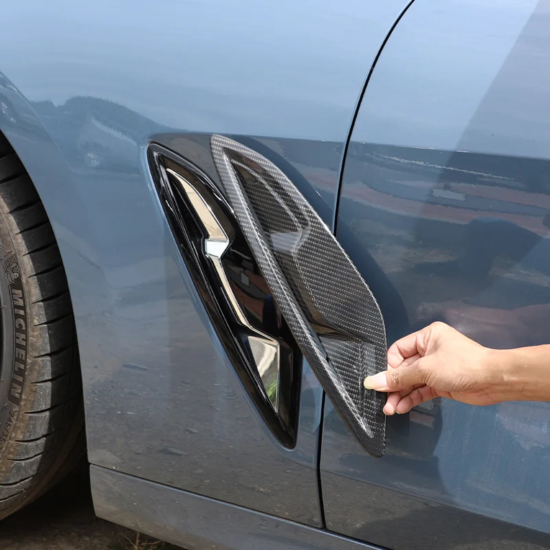 2Pcs Real carbon fiber For BMW 8 Series G14 G15 G16 2019-2023 car side air outlet fender decorative sticker exterior accessories
2Pcs Real carbon fiber For BMW 8 Series G14 G15 G16 2019-2023 car side air outlet fender decorative sticker exterior accessories