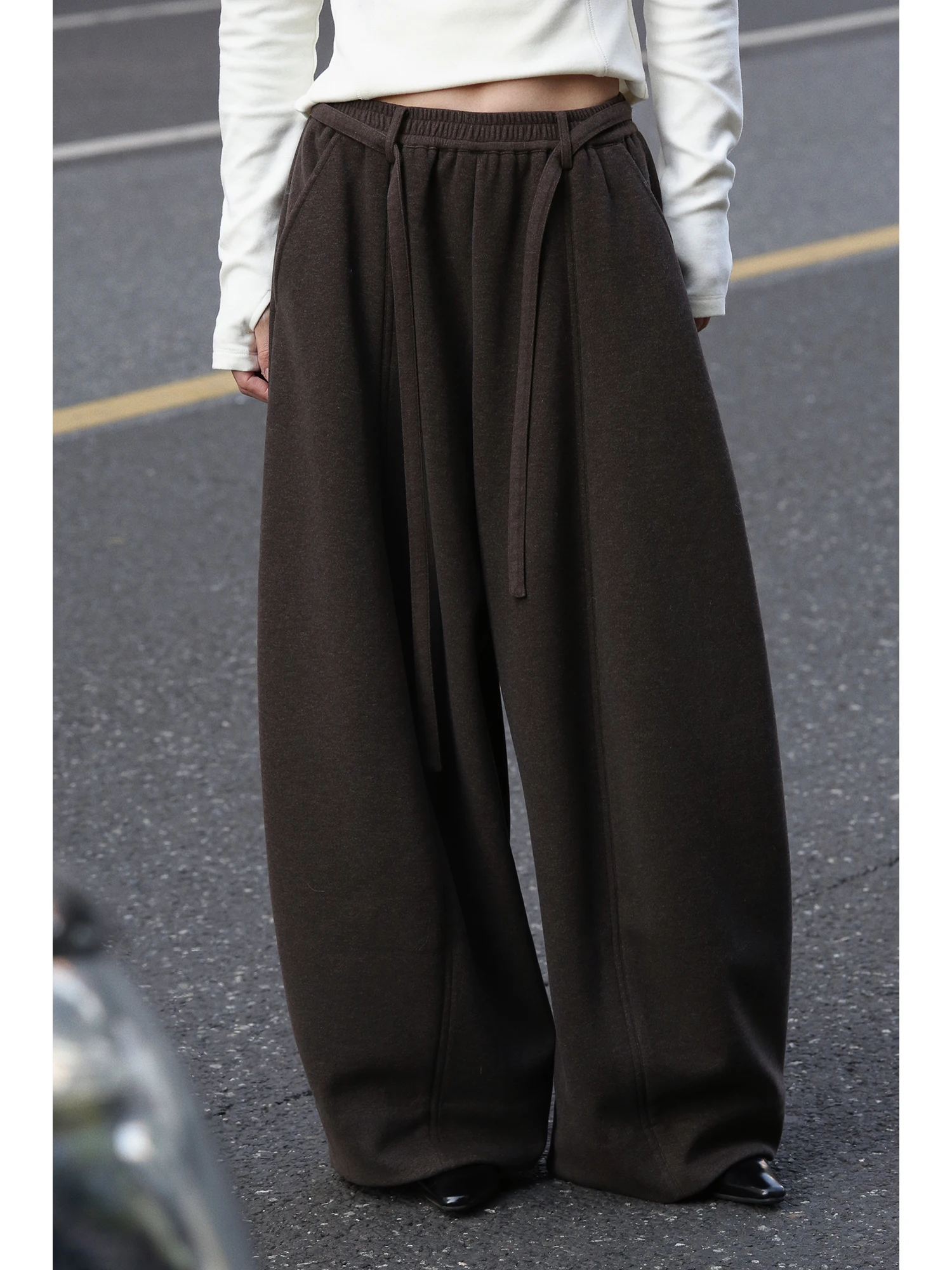 Holm Dstring Elastic Waist Long Pants Soft Fce Casual ape Long Pants Women's Winter Commute Warmth Casual Pants
Holm Dstring Elastic Waist Long Pants Soft Fce Casual ape Long Pants Women's Winter Commute Warmth Casual Pants