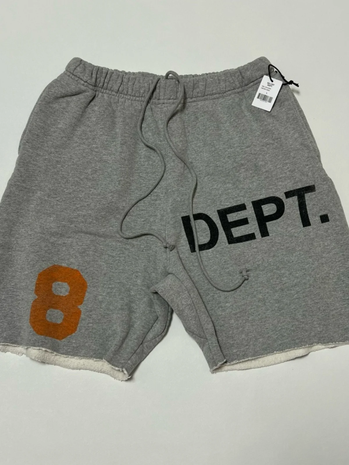 Retro Sle Orange Logo Print Loose Fit Five-Quarter orts Youth Casual Straight Leg Spring Summer orts for Men
Retro Sle Orange Logo Print Loose Fit Five-Quarter orts Youth Casual Straight Leg Spring Summer orts for Men