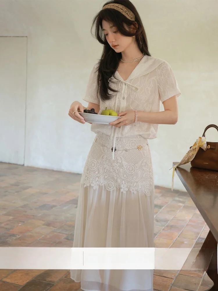 Miss Squirrel Sweet Almond Flower Hollow out Lace Top Women's Summer Midi Skirt French Style Casual A-Line Skirt Polyester Fiber
Miss Squirrel Sweet Almond Flower Hollow out Lace Top Women's Summer Midi Skirt French Style Casual A-Line Skirt Polyester Fiber