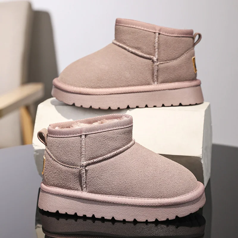 Теплые пушистые хлопковые тапочки для девочек, зимние уличные ботильоны с круглым носком и резиновой подошвой, удобные уютные зимние ботинки, детская обувь
Теплые пушистые хлопковые тапочки для девочек, зимние уличные ботильоны с круглым носком и резиновой подошвой, удобные уютные зимние ботинки, детская обувь