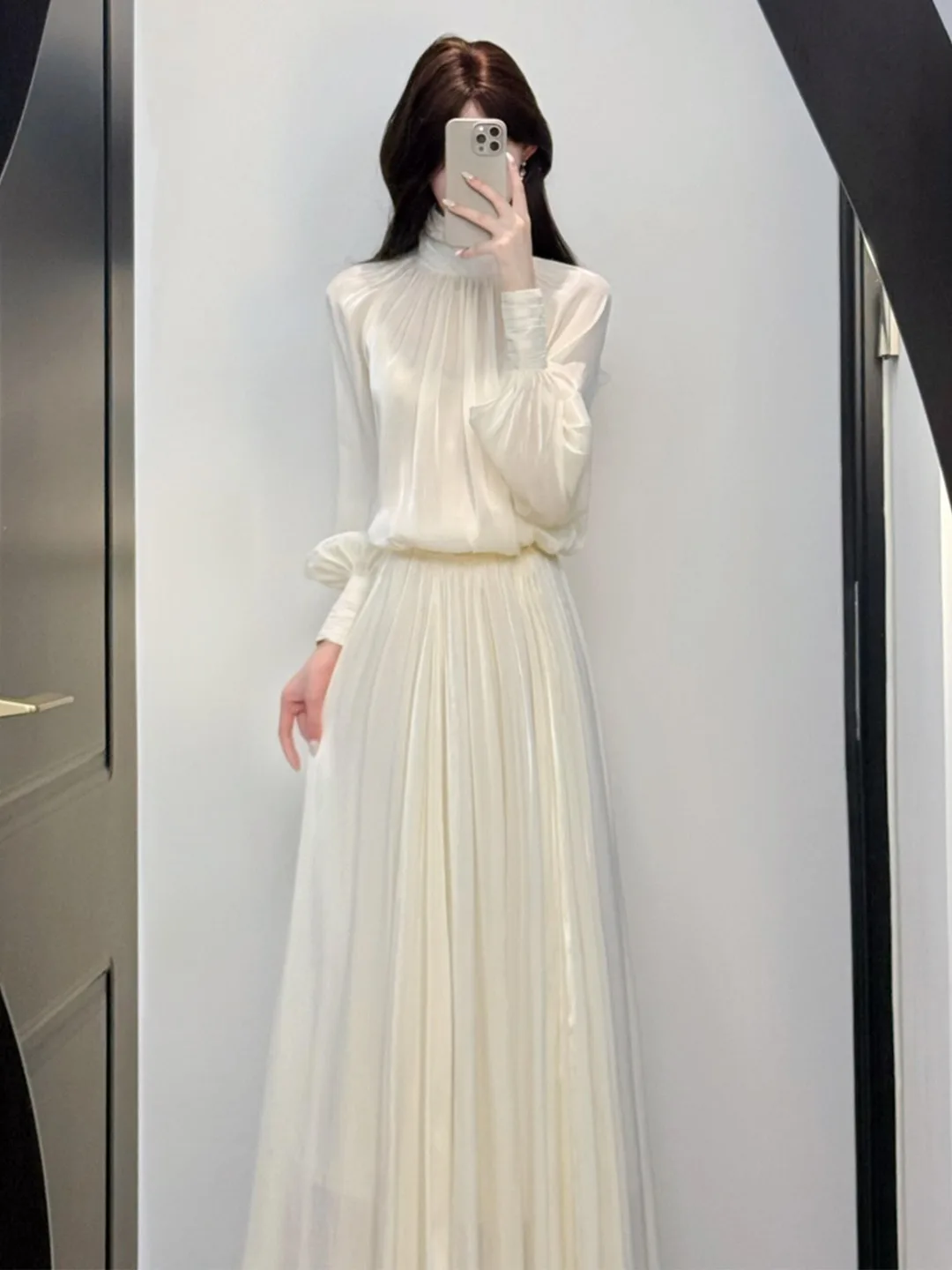 Elegant Long Sleeve Shirt And High Waist Skirt Two Piece Set for Women Beautiful Spring Summer Outfit Comfortable Lightweight...
Elegant Long Sleeve Shirt And High Waist Skirt Two Piece Set for Women Beautiful Spring Summer Outfit Comfortable Lightweight...