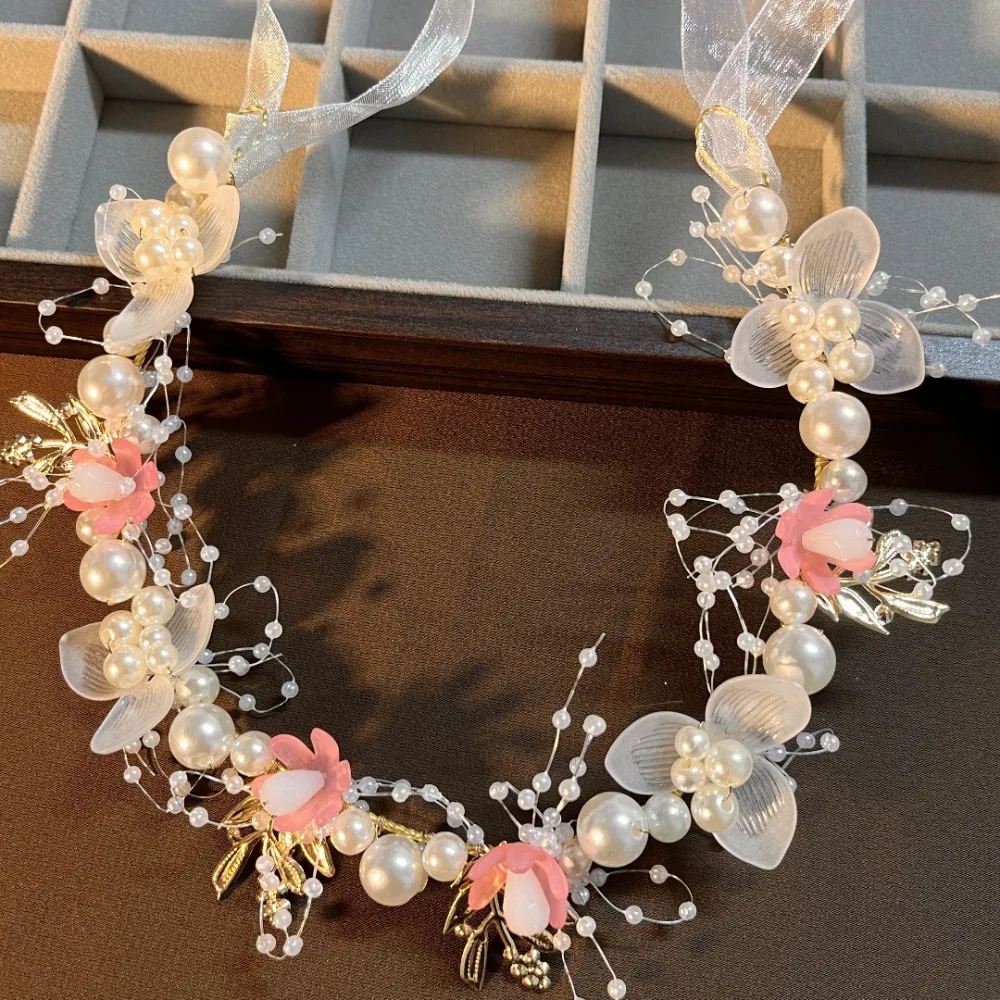 Elegant Women Headband Imitated Pearl Hair Headdress Flower Wreath Bride Garland Head Hoop Wedding Headbands Hair
Elegant Women Headband Imitated Pearl Hair Headdress Flower Wreath Bride Garland Head Hoop Wedding Headbands Hair