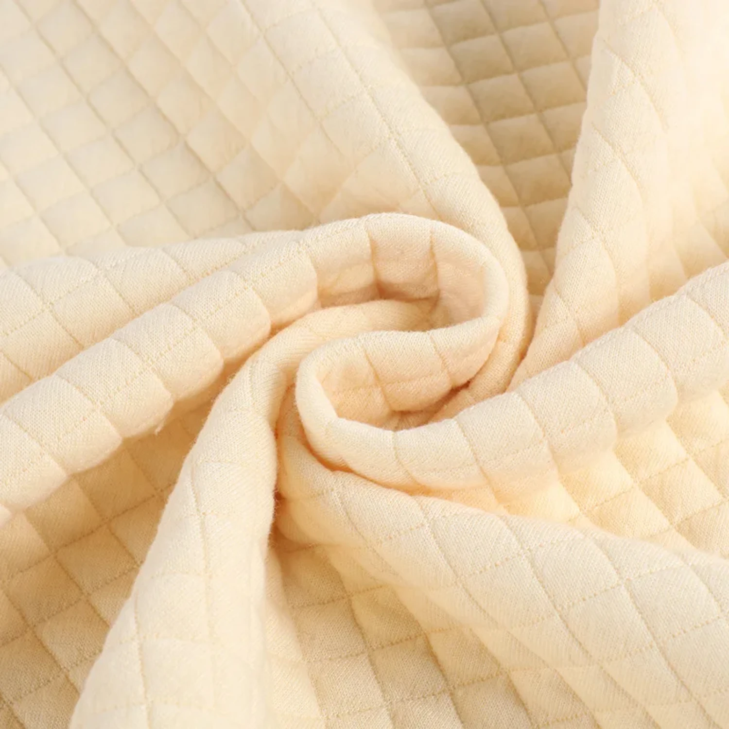 DEKAXID 160x45cm 95% Polyester 5% Spandex Diamond Grid Air Layer Solid Color Fabric For Pillowcase Hoodies Handmade DIY Fabric
DEKAXID 160x45cm 95% Polyester 5% Spandex Diamond Grid Air Layer Solid Color Fabric For Pillowcase Hoodies Handmade DIY Fabric