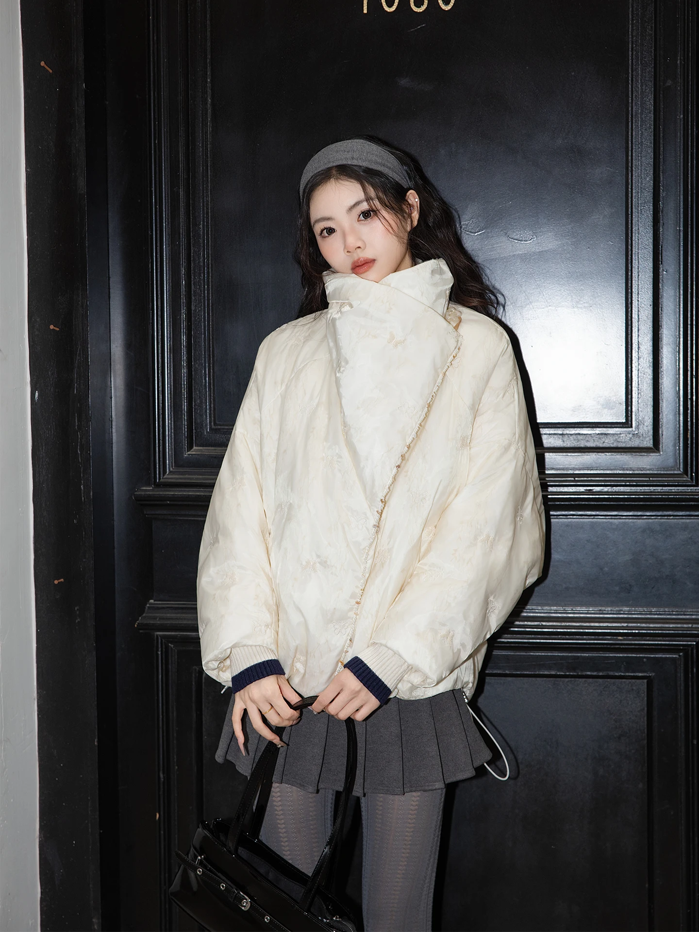 Кружевной воротник с узлом и вышивкой iny Tead Lazy Sle down Jaet женская зимняя повседневная верхняя одежда свободного покроя
Кружевной воротник с узлом и вышивкой iny Tead Lazy Sle down Jaet женская зимняя повседневная верхняя одежда свободного покроя