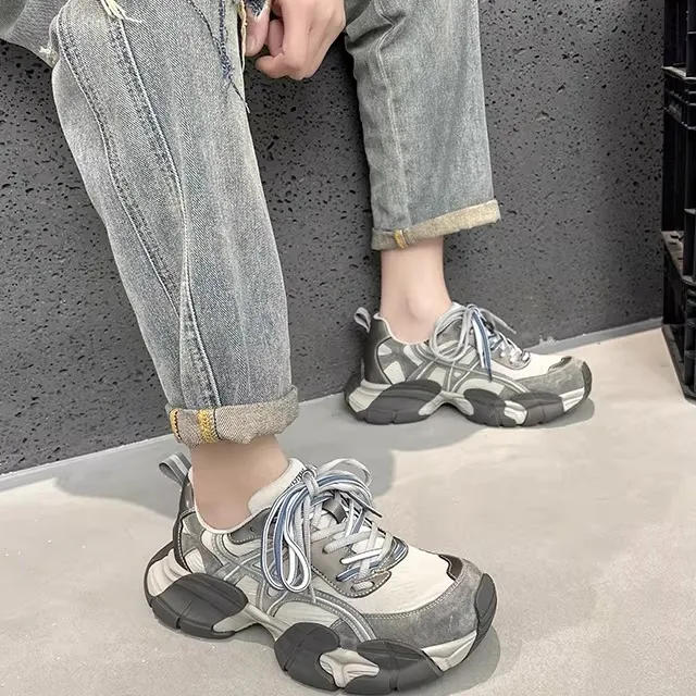 Casual Leather Dad Shoes Men's Thick Bottomed Footwear Women's Lightweight Versatile Sport Sneakers Trendy round Toe Rubber Sole
Casual Leather Dad Shoes Men's Thick Bottomed Footwear Women's Lightweight Versatile Sport Sneakers Trendy round Toe Rubber Sole