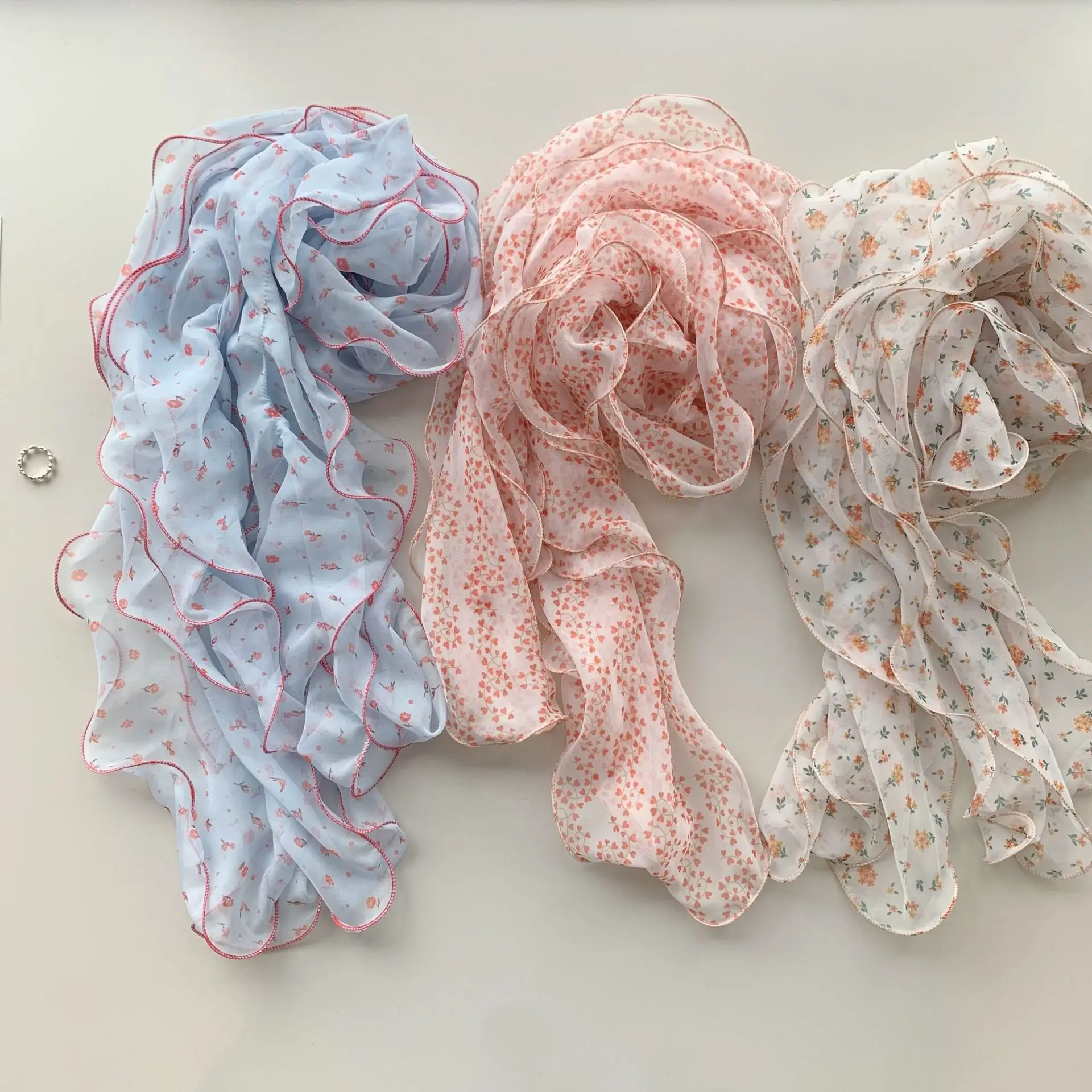Sweet Girl Y2K Double Layer Ruffled Scarf Ribbon Unique Design Versatile Elegant Floral Scarves for Spring & Summer
Sweet Girl Y2K Double Layer Ruffled Scarf Ribbon Unique Design Versatile Elegant Floral Scarves for Spring & Summer