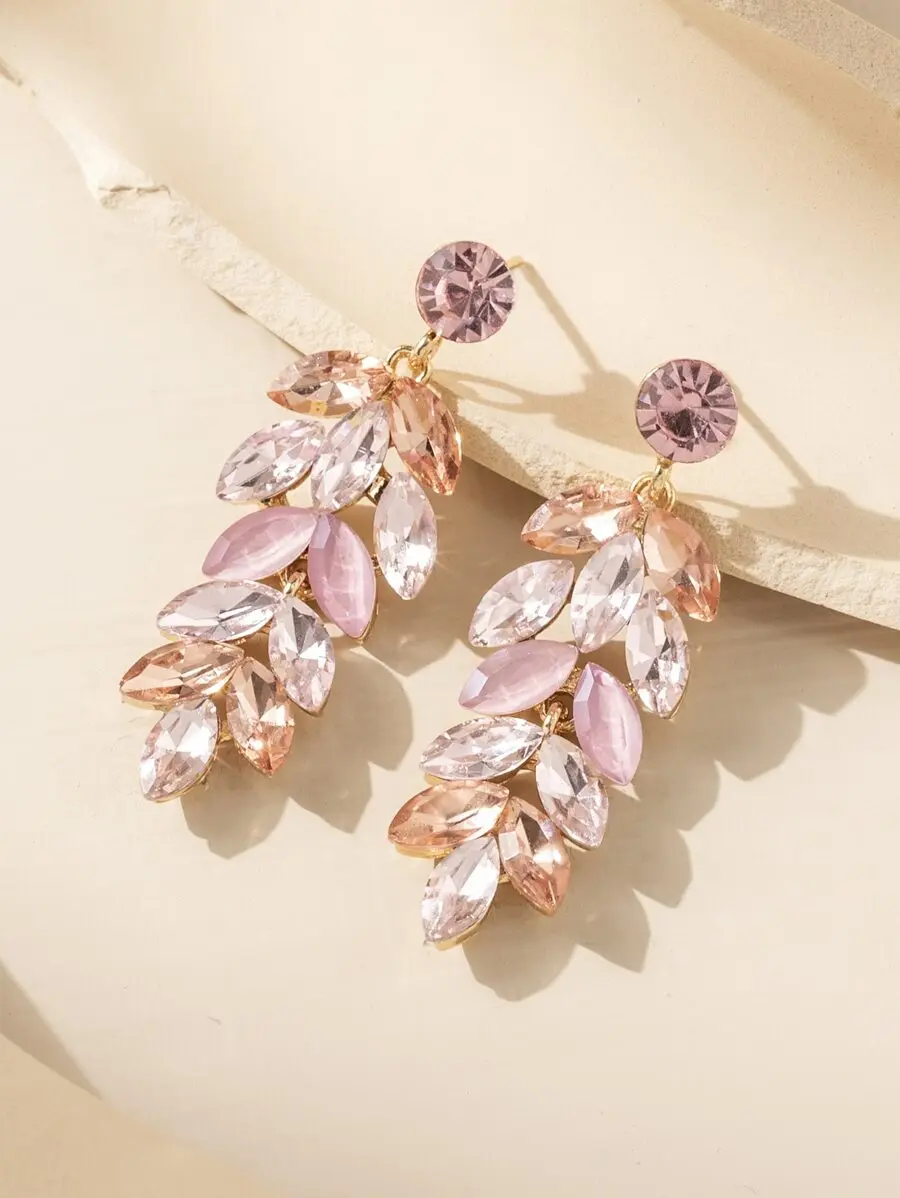 Rhinestone Drop Earrings For Women Pink Crystal Leaf Design
Rhinestone Drop Earrings For Women Pink Crystal Leaf Design
