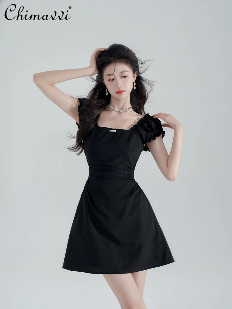 Summer 2024 French Hepburn Style Elegant Black Short Sleeve Square Collar High Waist Slim Fit A-line Short Dress for Women
Summer 2024 French Hepburn Style Elegant Black Short Sleeve Square Collar High Waist Slim Fit A-line Short Dress for Women