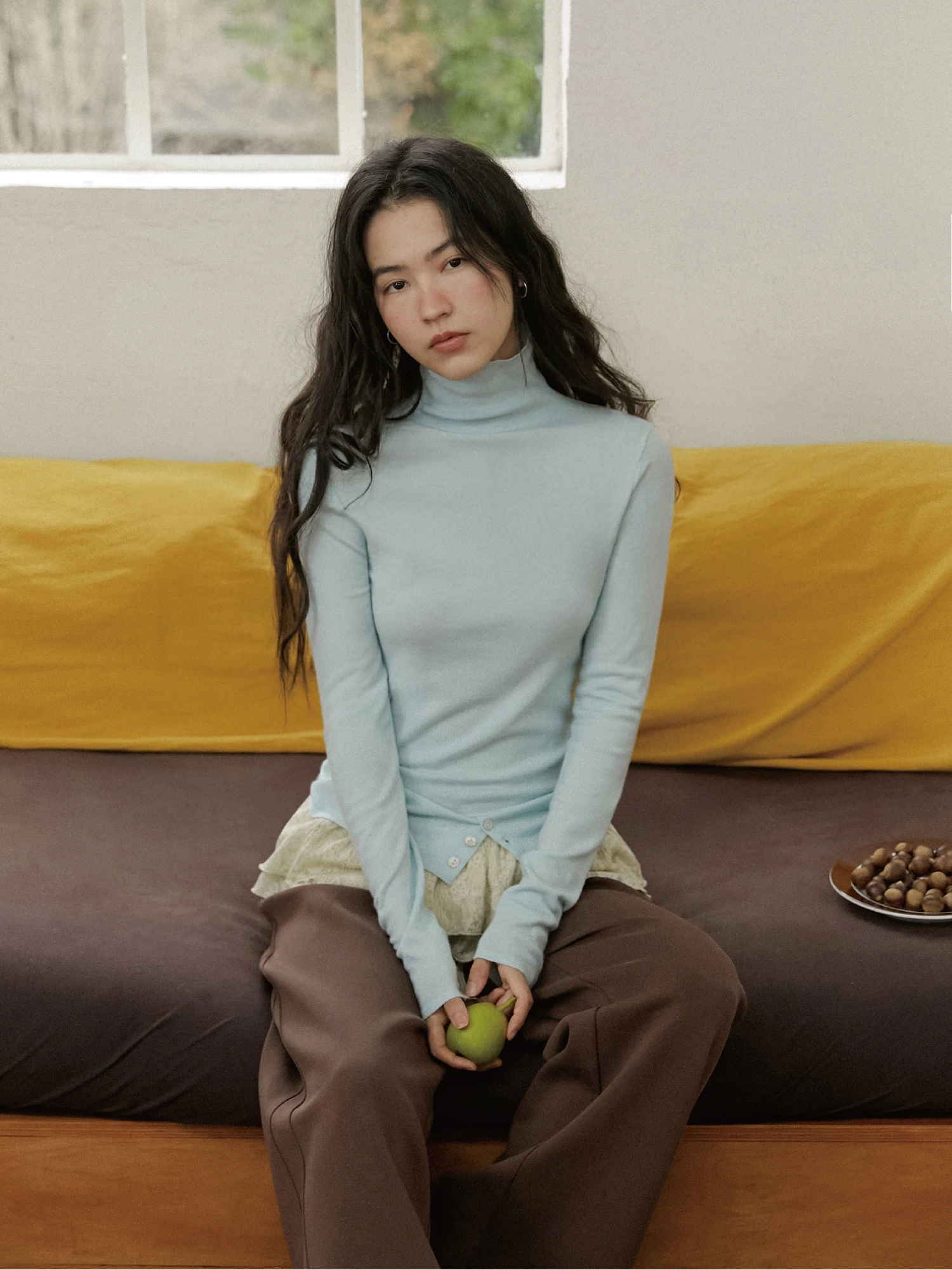 LLANO: Женский осенне-зимний трикотажный лонгслив с высоким воротником, из шерсти, облегающий, универсальный, можно стирать
LLANO: Женский осенне-зимний трикотажный лонгслив с высоким воротником, из шерсти, облегающий, универсальный, можно стирать