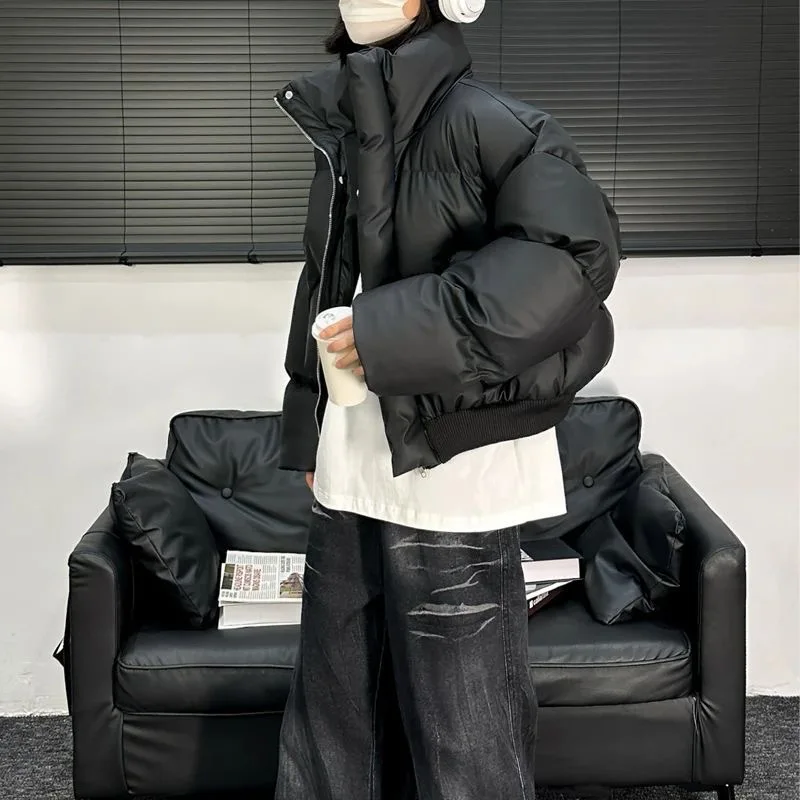 American High Street Coat High-end Loose and Warm, Winter Thick Stand Up Collar Short Parkas Handsome Jacket Female Clothing
American High Street Coat High-end Loose and Warm, Winter Thick Stand Up Collar Short Parkas Handsome Jacket Female Clothing