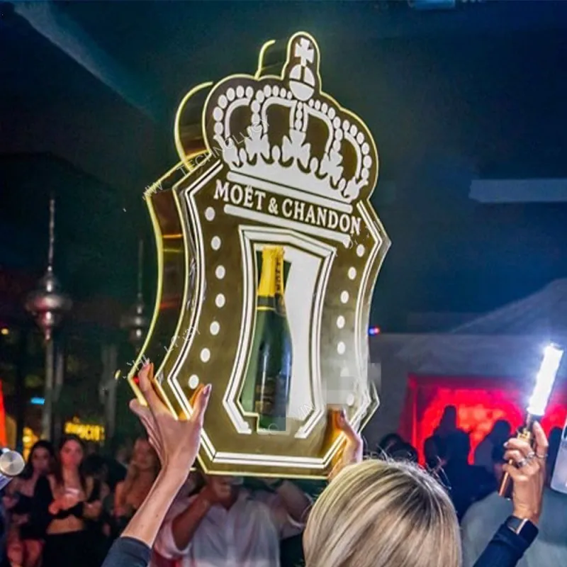 Rechargeable Imperial Crown LED Luminous Beer Wine Bottle Holder CHAMPAGNE TEQUILA LED BOTTLE PRESENTER FOR NIGHT CLUB
Rechargeable Imperial Crown LED Luminous Beer Wine Bottle Holder CHAMPAGNE TEQUILA LED BOTTLE PRESENTER FOR NIGHT CLUB