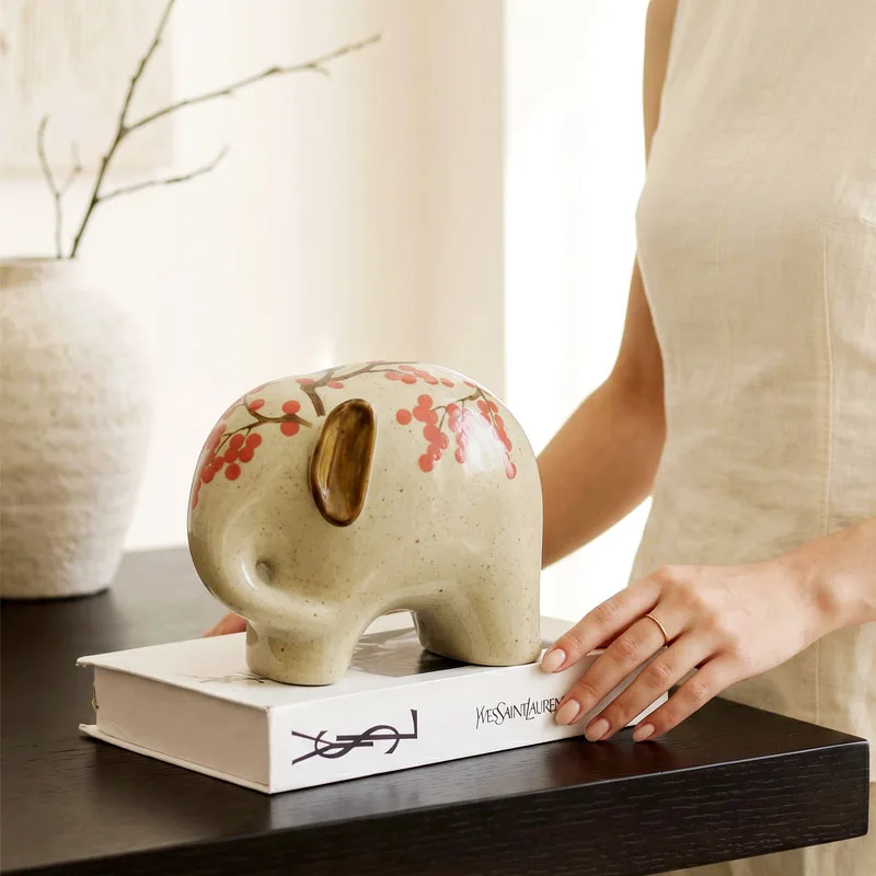 Nordic Ceramics Mother and Child Elephant Sculpture Ornaments Living Room Bedroom Entrance Animal Furnishings Birthday Gifts
Nordic Ceramics Mother and Child Elephant Sculpture Ornaments Living Room Bedroom Entrance Animal Furnishings Birthday Gifts