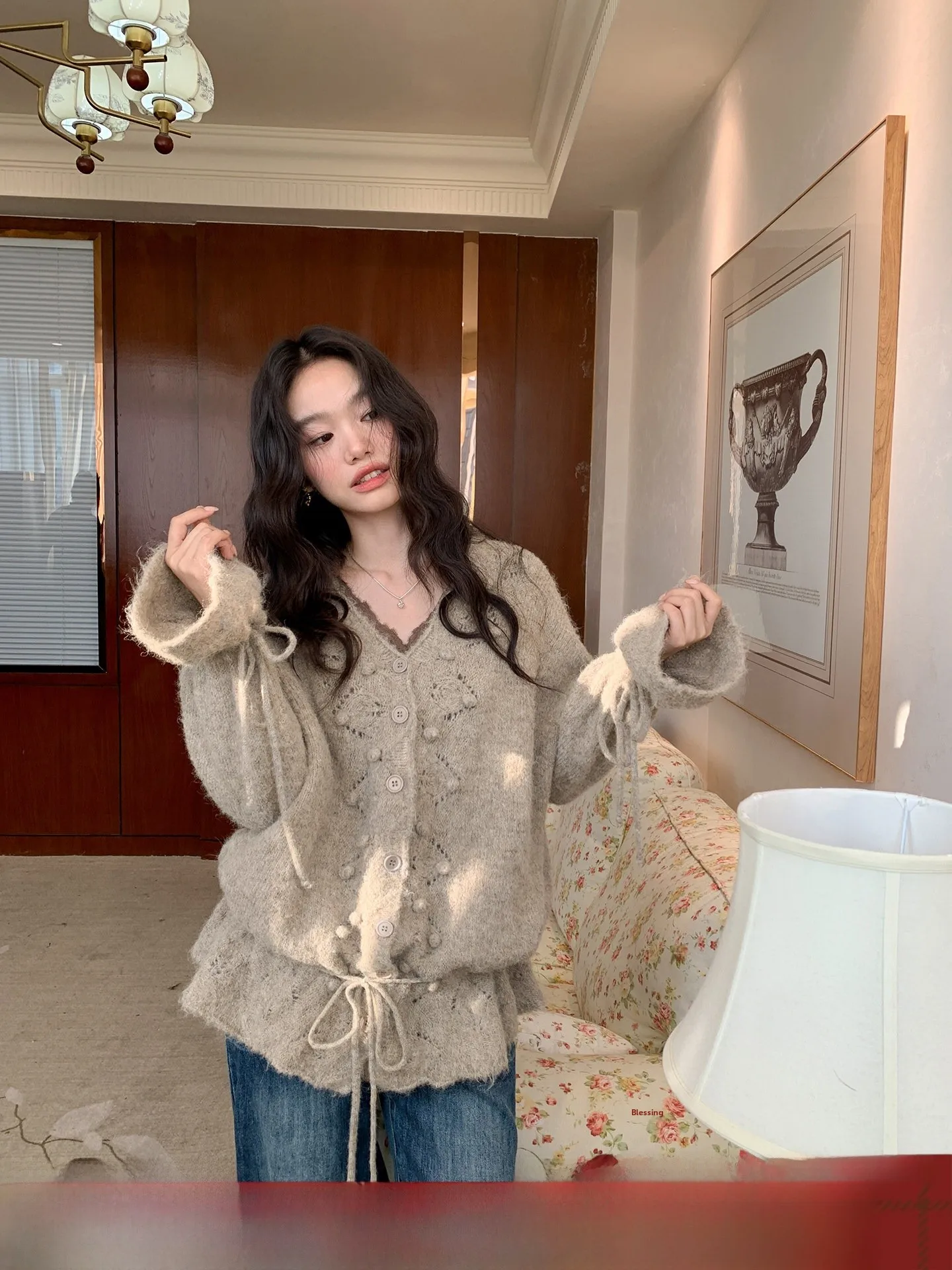 Женский свободный вязаный кардиган с вырезами и шнурком, повседневная одежда для отдыха, топ с V-образным вырезом и длинными рукавами
Женский свободный вязаный кардиган с вырезами и шнурком, повседневная одежда для отдыха, топ с V-образным вырезом и длинными рукавами