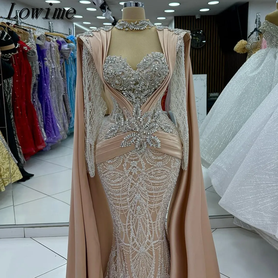 Customized Glitter Evening Gown with Long Cap Sleeves Full Crystals Detailing for Prom Party Stylish Women's Special Occasion
Customized Glitter Evening Gown with Long Cap Sleeves Full Crystals Detailing for Prom Party Stylish Women's Special Occasion