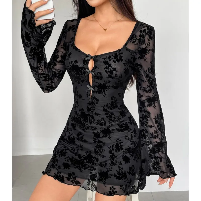 Spring 2026 Woman Backless Bowknot Dress Leace-up Vestido Fashion Slim Sexy French Commuting Temperament Elegant Vintage Hollow
Spring 2026 Woman Backless Bowknot Dress Leace-up Vestido Fashion Slim Sexy French Commuting Temperament Elegant Vintage Hollow