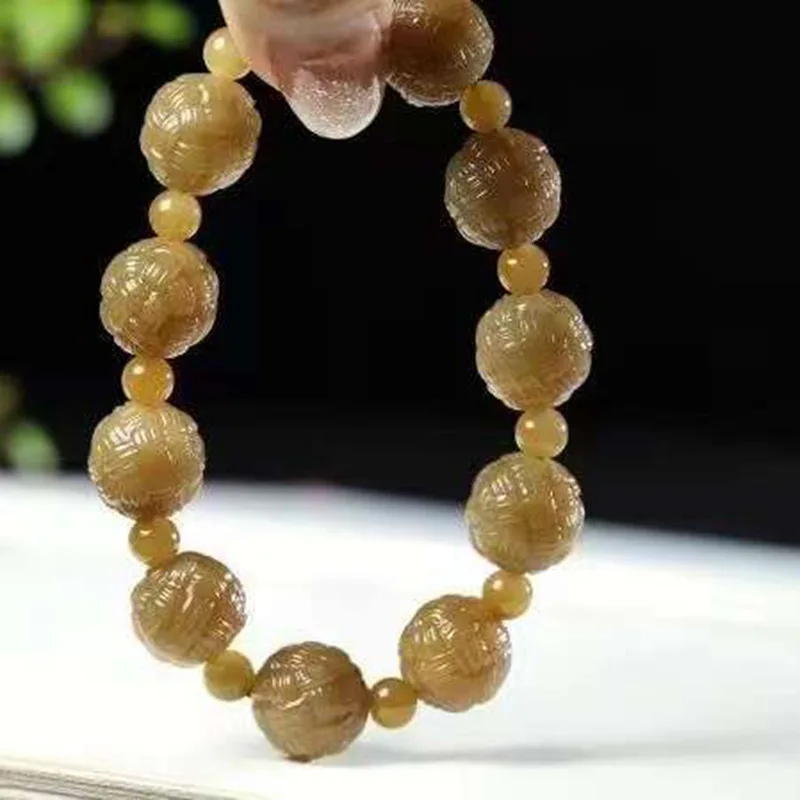 Natural Hetian Jade Qie Mo Old Material Full Sugar Color Hydrangea Bracelet
Natural Hetian Jade Qie Mo Old Material Full Sugar Color Hydrangea Bracelet