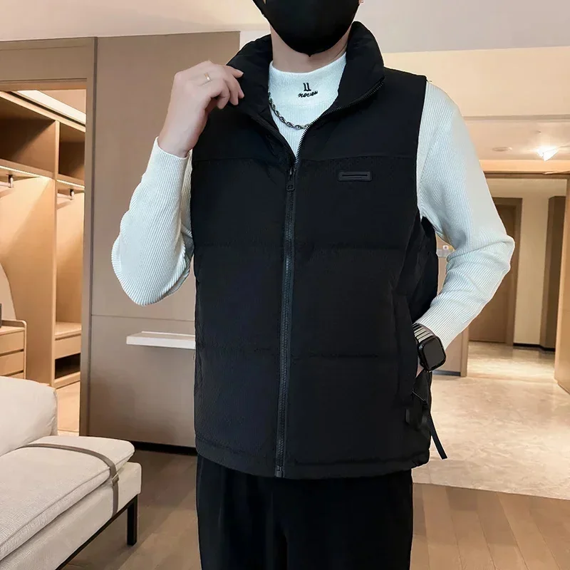 Men's Vest 2025 New Short Coat Down Jacket Designer Clothing Thickened Stand Collar Casual Thick Luxury
Men's Vest 2025 New Short Coat Down Jacket Designer Clothing Thickened Stand Collar Casual Thick Luxury