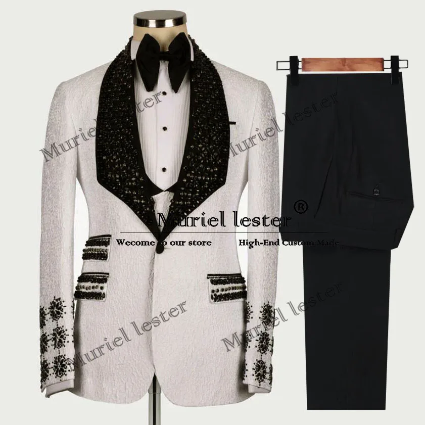 Black Gemstone Beaded Suits Men Formal Party Peaked Lapel Floral Groom Wedding Tuxedo Customized Male Fashion Business Dresses
Black Gemstone Beaded Suits Men Formal Party Peaked Lapel Floral Groom Wedding Tuxedo Customized Male Fashion Business Dresses