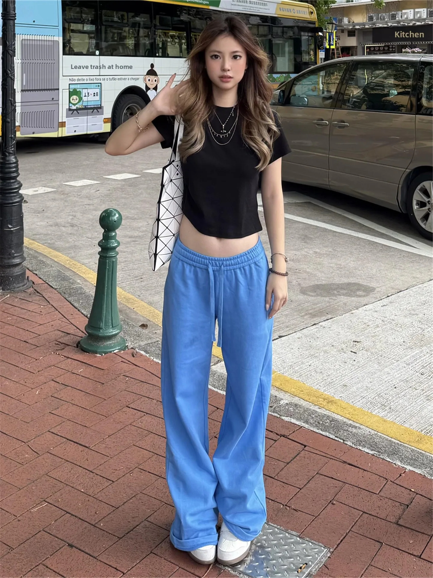 American Street Blue Low Waist Straight Leg Casual Pants Women Summer Loose Slimming Tall Extended Wide Leg Sweatpants
American Street Blue Low Waist Straight Leg Casual Pants Women Summer Loose Slimming Tall Extended Wide Leg Sweatpants