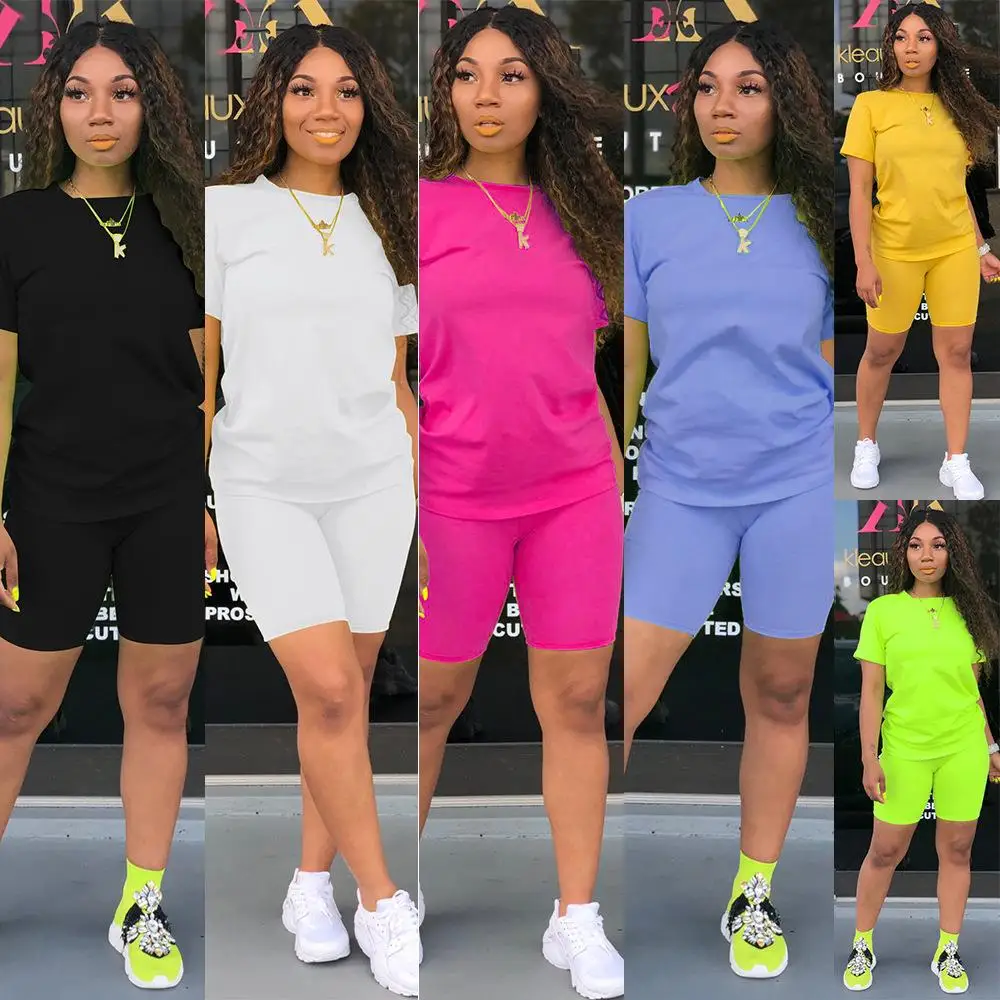 Women's Two Shorts T-shirt Set Fashionable Winter Outfit Pure Color Three-piece Suite Casual Wear for Students And Office
Women's Two Shorts T-shirt Set Fashionable Winter Outfit Pure Color Three-piece Suite Casual Wear for Students And Office