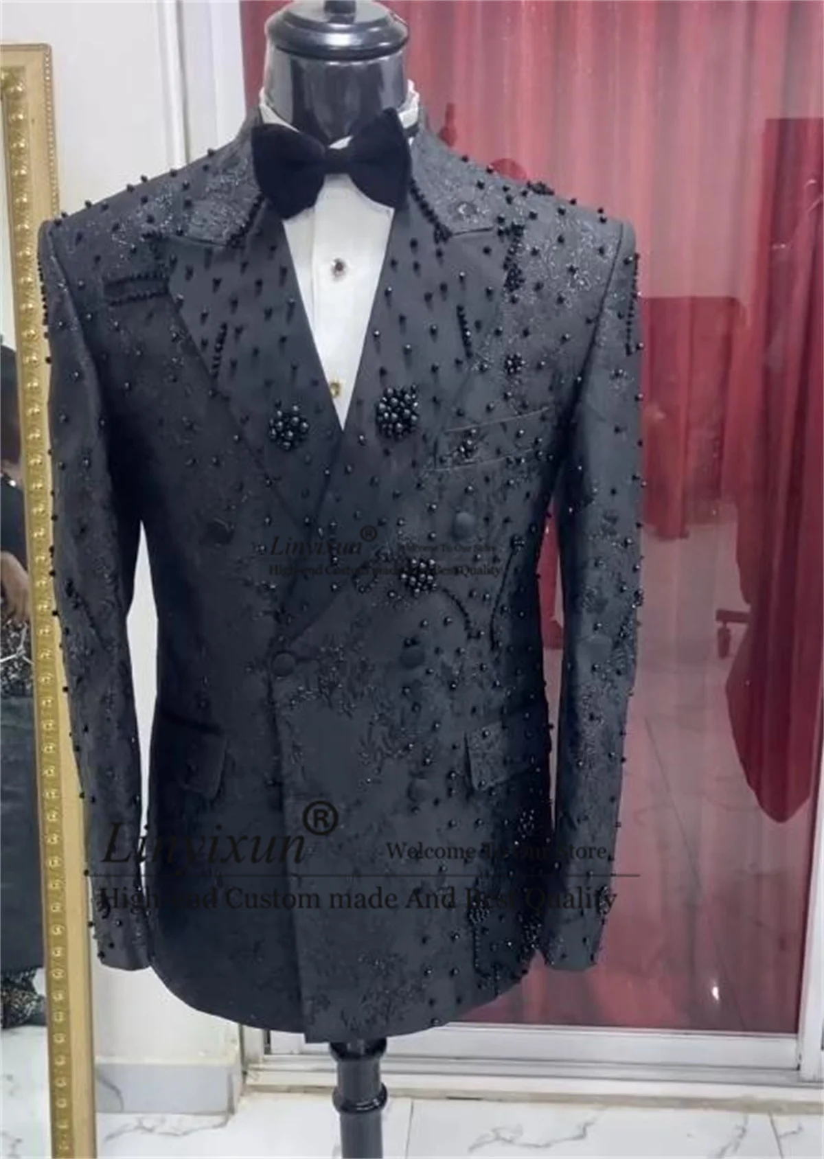 Stunning Beaded Crystals Men Suits Fashion Jacquard Groom Wedding Tuxedos 2 Pieces Sets Male Blazer Customized pantalones hombre
Stunning Beaded Crystals Men Suits Fashion Jacquard Groom Wedding Tuxedos 2 Pieces Sets Male Blazer Customized pantalones hombre