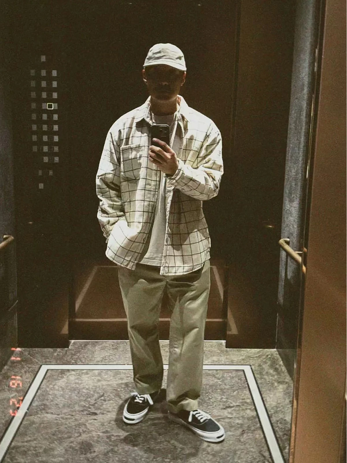 Мужская утепленная фланелевая рубашка-куртка MADN Harajuku: теплая зимняя верхняя одежда в клетку с длинным рукавом для молодежи
Мужская утепленная фланелевая рубашка-куртка MADN Harajuku: теплая зимняя верхняя одежда в клетку с длинным рукавом для молодежи