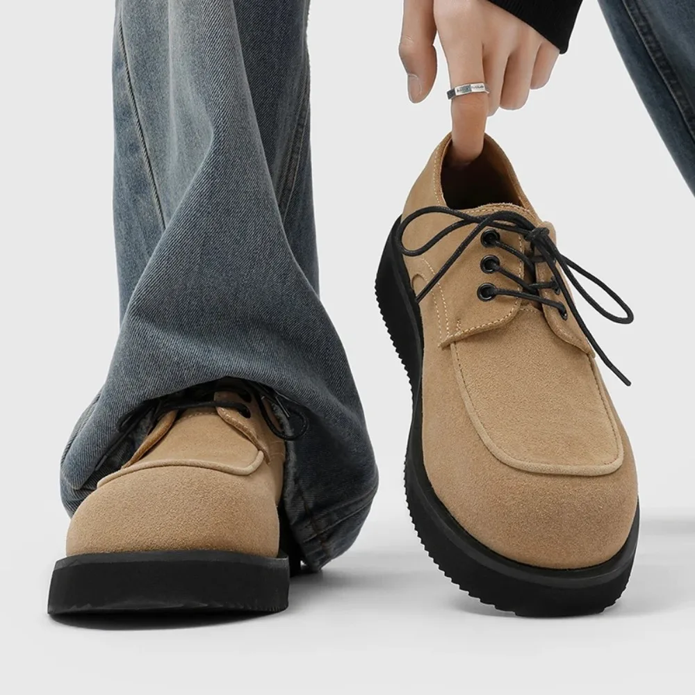 Мужские осенне-зимние туфли дерби на массивной подошве 2026 года – британский стиль, на платформе, с увеличенной высотой, нескользящие кожаные повседневные туфли для работы и отдыха
Мужские осенне-зимние туфли дерби на массивной подошве 2026 года – британский стиль, на платформе, с увеличенной высотой, нескользящие кожаные повседневные туфли для работы и отдыха