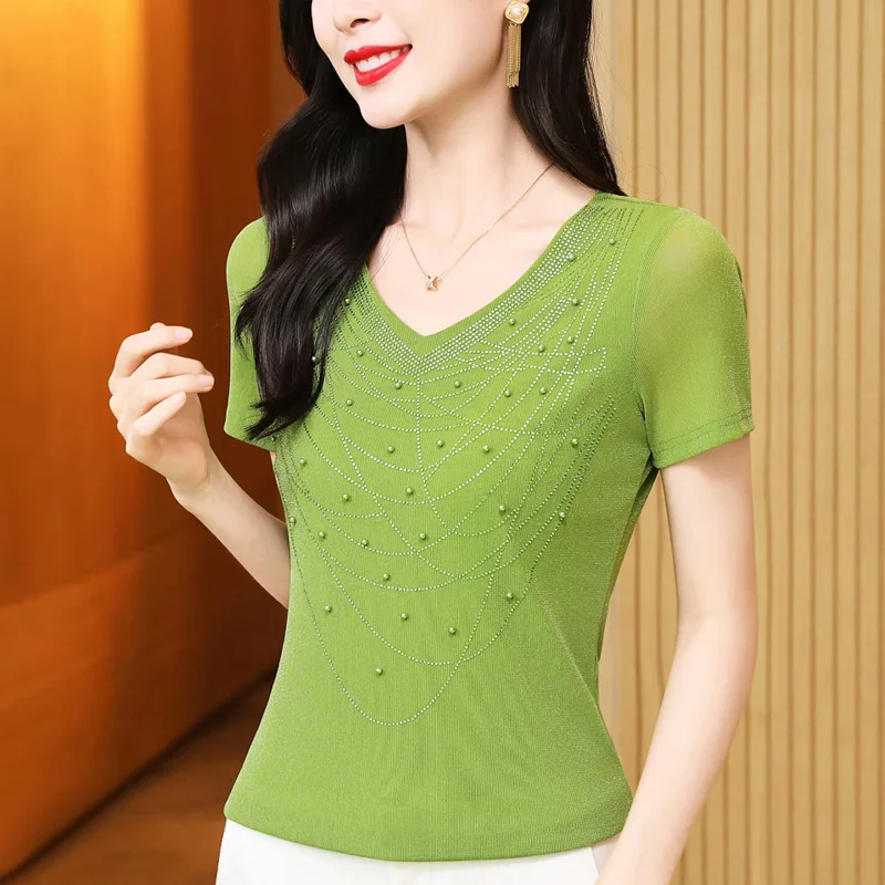 Summer Women Clothes V-neck Fashion Slim Bead Hot Diamond Tops Short Sleeve T Shirt Casual Bright Silk Shirt
Summer Women Clothes V-neck Fashion Slim Bead Hot Diamond Tops Short Sleeve T Shirt Casual Bright Silk Shirt