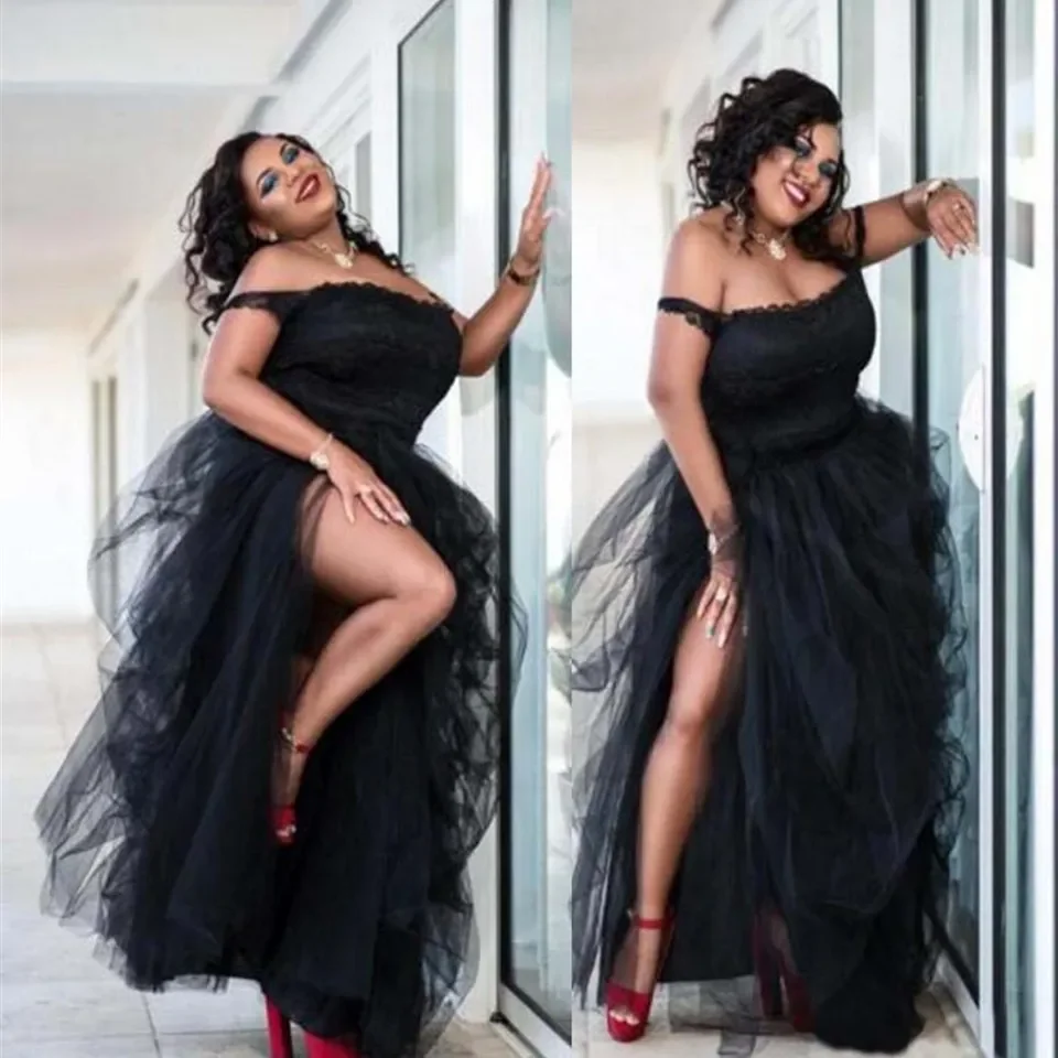Black Plus Prom Dresses Side Split Tutu Tulle Off The Shoulder Cheap Party Dress Women Formal Wear Sexy African Evening Gowns
Black Plus Prom Dresses Side Split Tutu Tulle Off The Shoulder Cheap Party Dress Women Formal Wear Sexy African Evening Gowns