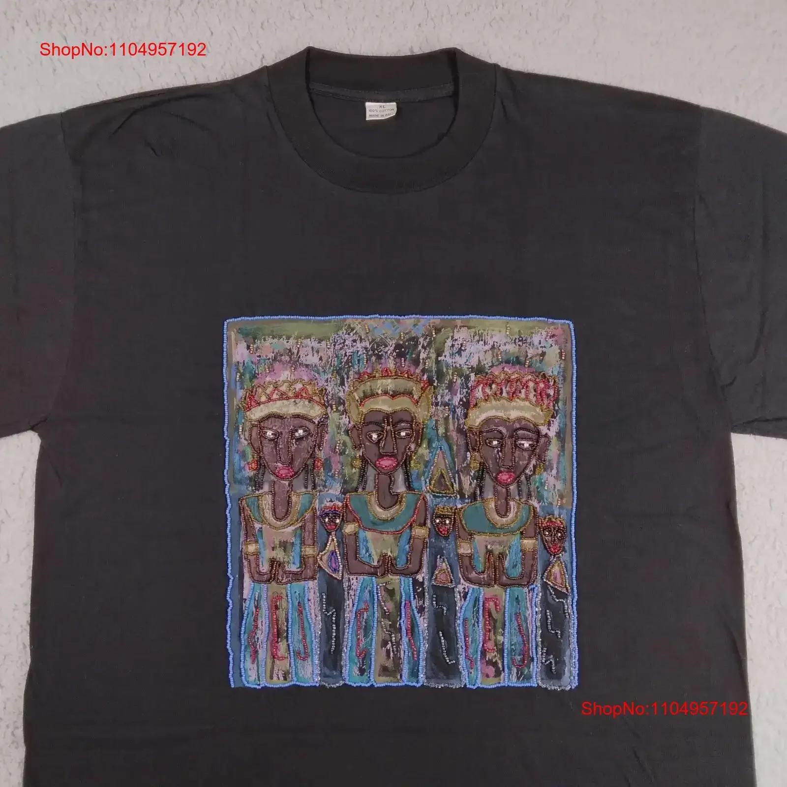 Vintage Bali T Shirt Mens XL Black Hindu Balinese Festival Hand Painted Beaded Art vintage Washed Unisex graphic Slightly
Vintage Bali T Shirt Mens XL Black Hindu Balinese Festival Hand Painted Beaded Art vintage Washed Unisex graphic Slightly