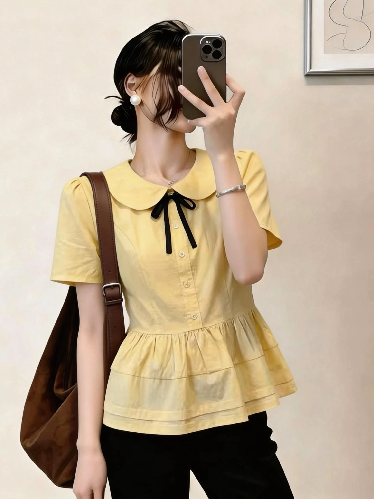 Yellow Doll Collar Short Sleeve Shirt Women's plus Size Spring Summer New Style Shoulder Length Cover Belly Anti-Aging Top
Yellow Doll Collar Short Sleeve Shirt Women's plus Size Spring Summer New Style Shoulder Length Cover Belly Anti-Aging Top