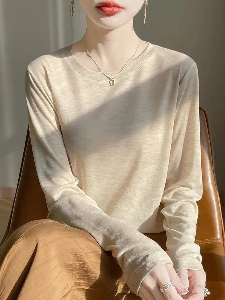 Весна-лето Тонкий длинный све круглый дышащий лиоцелловый свободный однотонный универсальный полупрозрачный вязаный топ
Весна-лето Тонкий длинный све круглый дышащий лиоцелловый свободный однотонный универсальный полупрозрачный вязаный топ