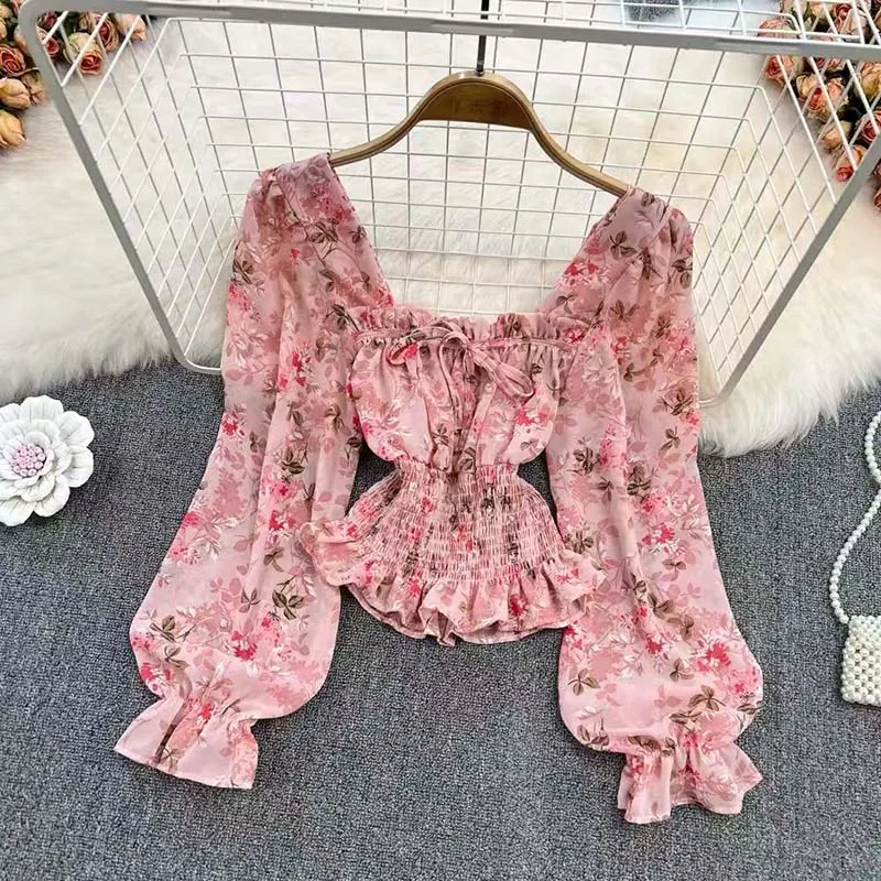 Retro Floral Print Square Collar Long Sleeve Chiffon Shirt Women's Slim Fit Bubble Sleeve Short Length Elegant Top Summer New
Retro Floral Print Square Collar Long Sleeve Chiffon Shirt Women's Slim Fit Bubble Sleeve Short Length Elegant Top Summer New