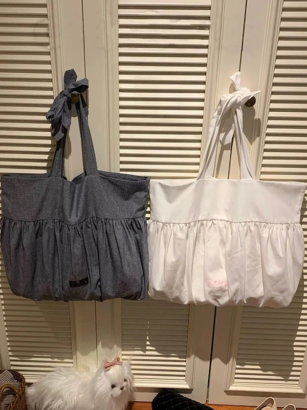 Miyagawa Sweet Cute Pleated Large Capacity Tote Bags 2025 New Korean Style Casual Commuting Class Women's Shoulder Bag
Miyagawa Sweet Cute Pleated Large Capacity Tote Bags 2025 New Korean Style Casual Commuting Class Women's Shoulder Bag