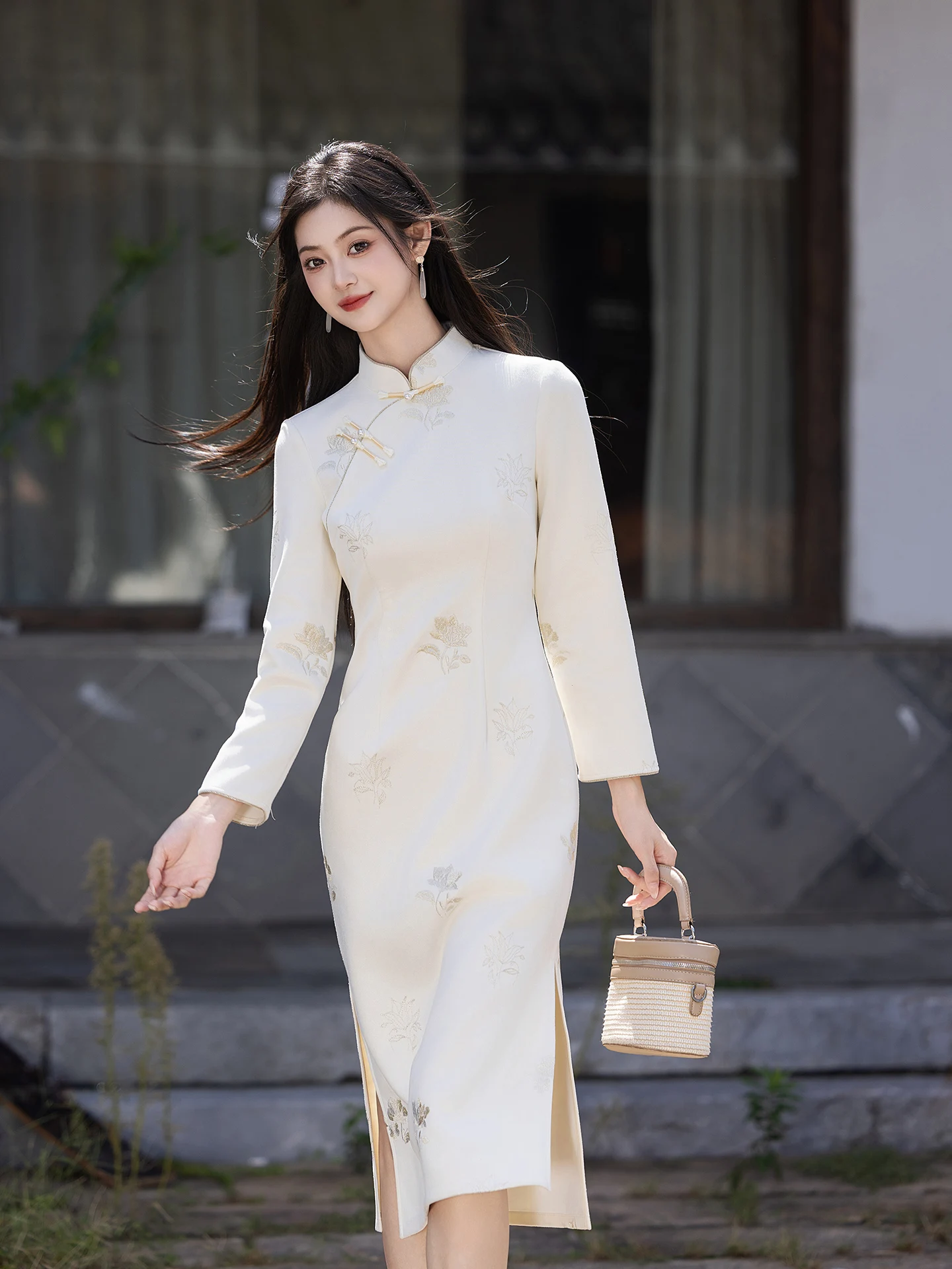 New Chinese Sle Svel Qipao Dr White Daily Wear Long Sve Girl's Dr Retro Sle Mid-Length Qipao Gown for Women
New Chinese Sle Svel Qipao Dr White Daily Wear Long Sve Girl's Dr Retro Sle Mid-Length Qipao Gown for Women