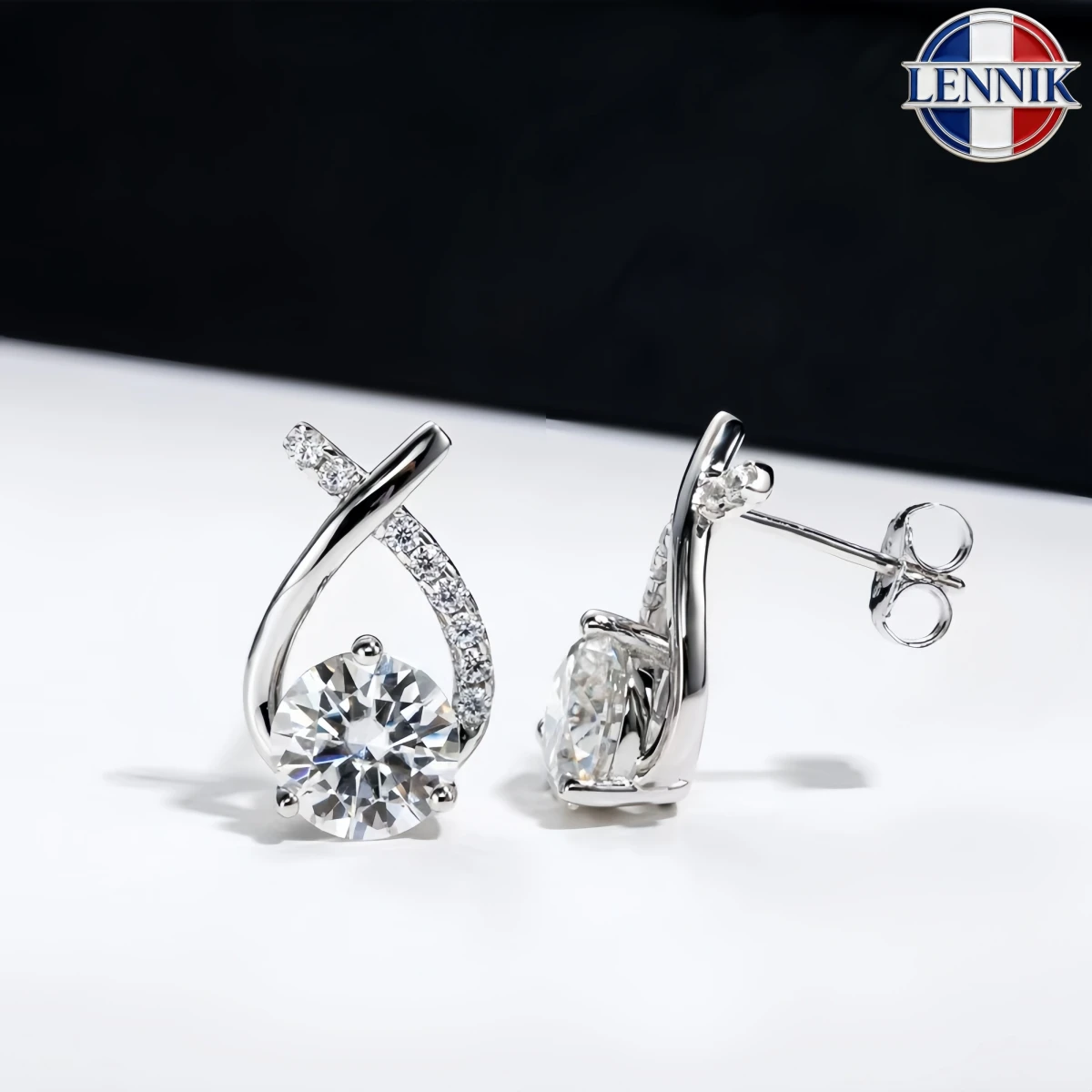 LENNIK 4cttw D Color Moissanite Diamond 18K Gold Plated 925 Sterling Silver Stud Earrings For Woman Gifts Wholesale
LENNIK 4cttw D Color Moissanite Diamond 18K Gold Plated 925 Sterling Silver Stud Earrings For Woman Gifts Wholesale