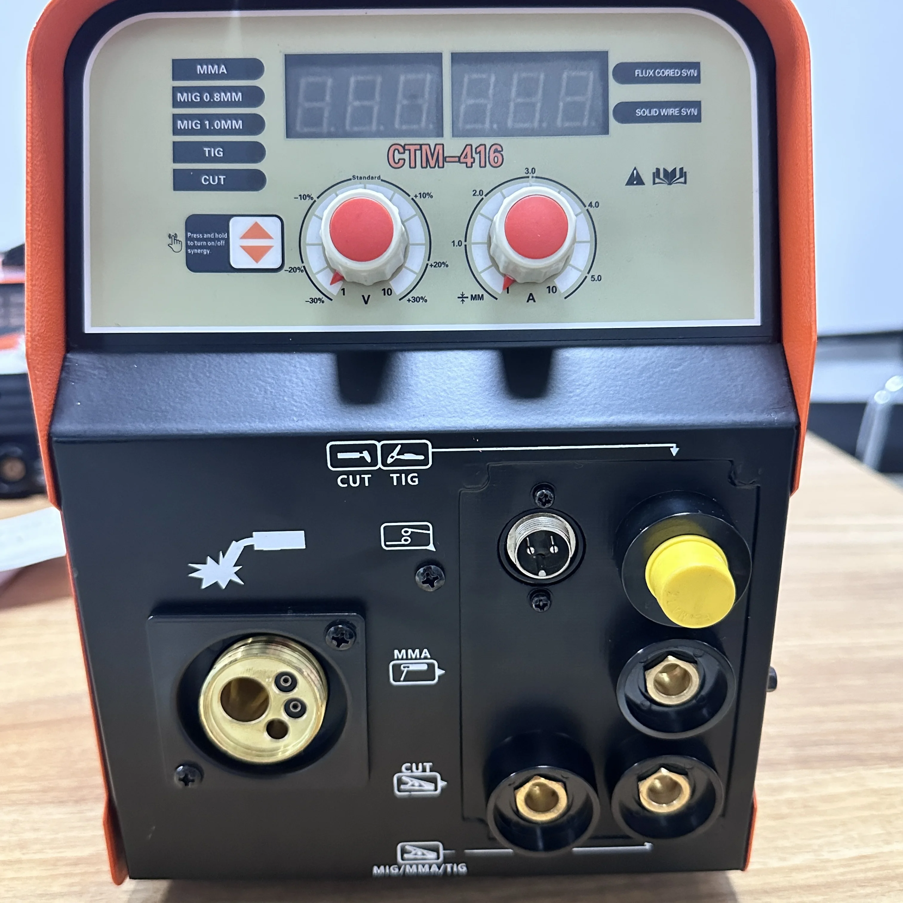 6 in 1 TIG MMA MIG CUT 2T 4T AC DC Pulse Inverter Welder Welding Machine Tig Welding Machine 
6 in 1 TIG MMA MIG CUT 2T 4T AC DC Pulse Inverter Welder Welding Machine Tig Welding Machine