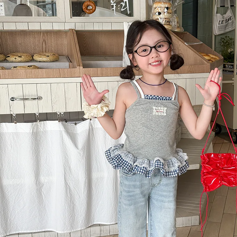 Girls Top 2025 Summer New Childrens Clothing Korean Style Girl Baby Fashion Fake Two Suspender Tops Casual Simple Daily
Girls Top 2025 Summer New Childrens Clothing Korean Style Girl Baby Fashion Fake Two Suspender Tops Casual Simple Daily