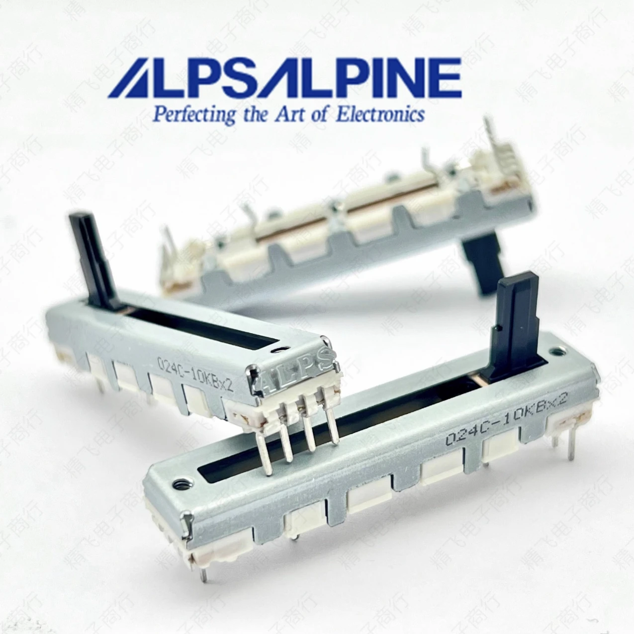 1 шт. оригинальные Альпы, 4,5 см, скользящий потенциометр, дуплексный b10k * 2-осевой 10 мм, нажимной микшер
1 шт. оригинальные Альпы, 4,5 см, скользящий потенциометр, дуплексный b10k * 2-осевой 10 мм, нажимной микшер
