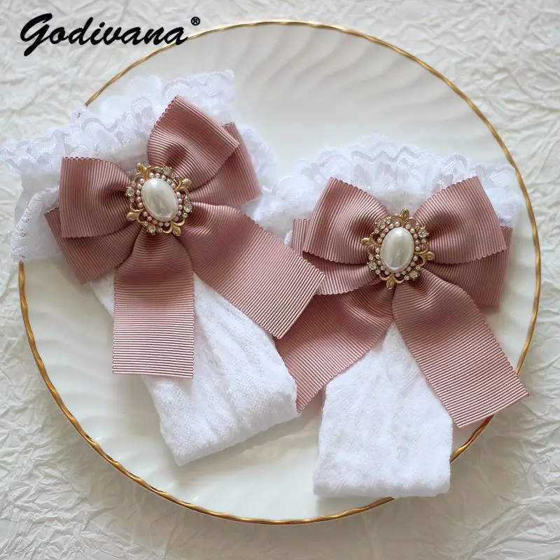 Handmade Pearl Lace Middle Tube Socks Japanese Lolita Style Bowknot Socks Cute Girl Women White Black Mid-Calf Length Socks
Handmade Pearl Lace Middle Tube Socks Japanese Lolita Style Bowknot Socks Cute Girl Women White Black Mid-Calf Length Socks