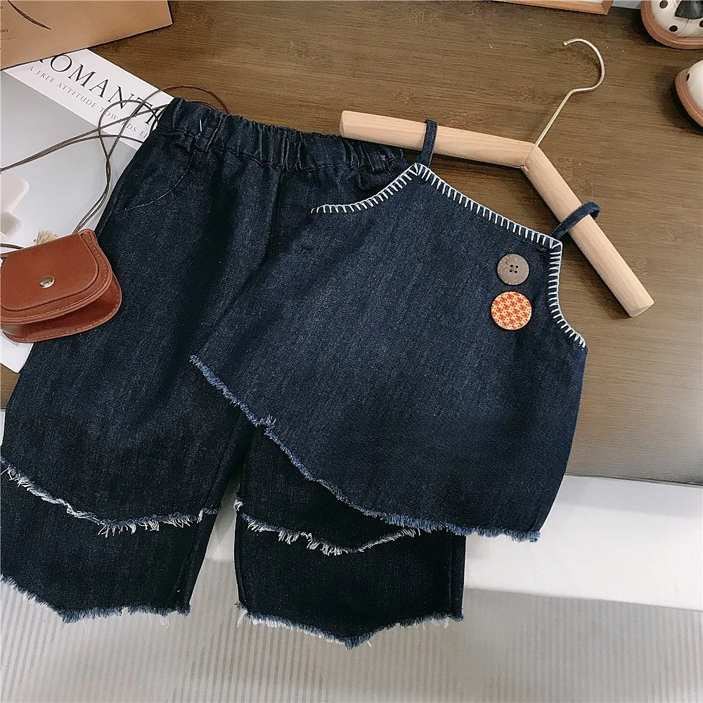 Новый летний джинсовый комплект для девочек 1-9 лет, модный корейский костюм из 2 предметов без рукавов, для роста 90-140 см
Новый летний джинсовый комплект для девочек 1-9 лет, модный корейский костюм из 2 предметов без рукавов, для роста 90-140 см