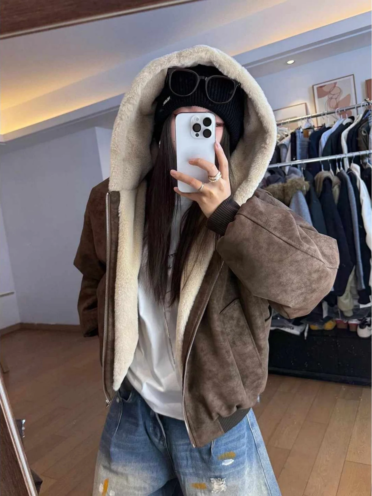 Thiened Brown Cotton Jaet for Men And Women with Fce ort American Sle PU Leather eep Lamb Velvet Coat
Thiened Brown Cotton Jaet for Men And Women with Fce ort American Sle PU Leather eep Lamb Velvet Coat