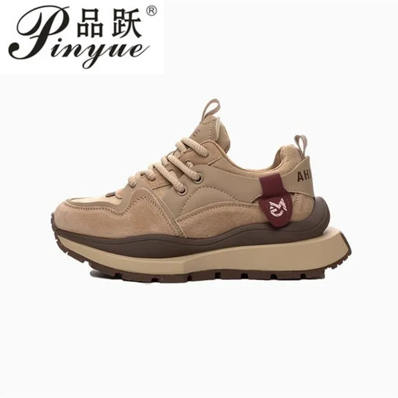 Женские оригинальные роскошные кроссовки в стиле ретро для женщин, дизайнерские замшевые короткие уличные кроссовки для девочек, женские теннисные туфли высокого качества
Женские оригинальные роскошные кроссовки в стиле ретро для женщин, дизайнерские замшевые короткие уличные кроссовки для девочек, женские теннисные туфли высокого качества