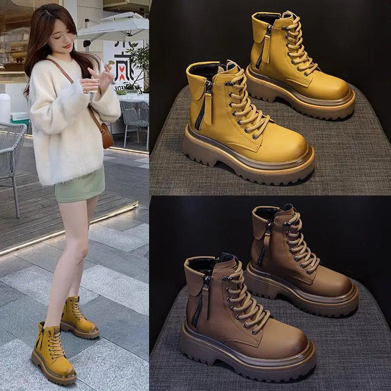 Leather Motorcycle Boots Short Tube Workwear Boots British Style Versatile Women's Footwear Casual Low Heel Side Zipper
Leather Motorcycle Boots Short Tube Workwear Boots British Style Versatile Women's Footwear Casual Low Heel Side Zipper