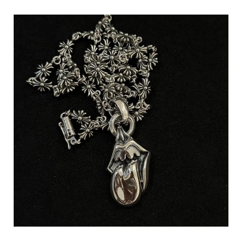 Personalized Retro Old Hip Hop Punk Street Hipster Fashion Big Tongue Pendant Cross Chain Necklace
Personalized Retro Old Hip Hop Punk Street Hipster Fashion Big Tongue Pendant Cross Chain Necklace