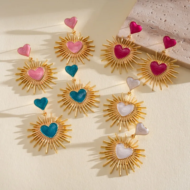 Drip oil heart-shaped Ear studs with a sweet personality, a vintage style, a niche, high-end feel, and creative earrings
Drip oil heart-shaped Ear studs with a sweet personality, a vintage style, a niche, high-end feel, and creative earrings