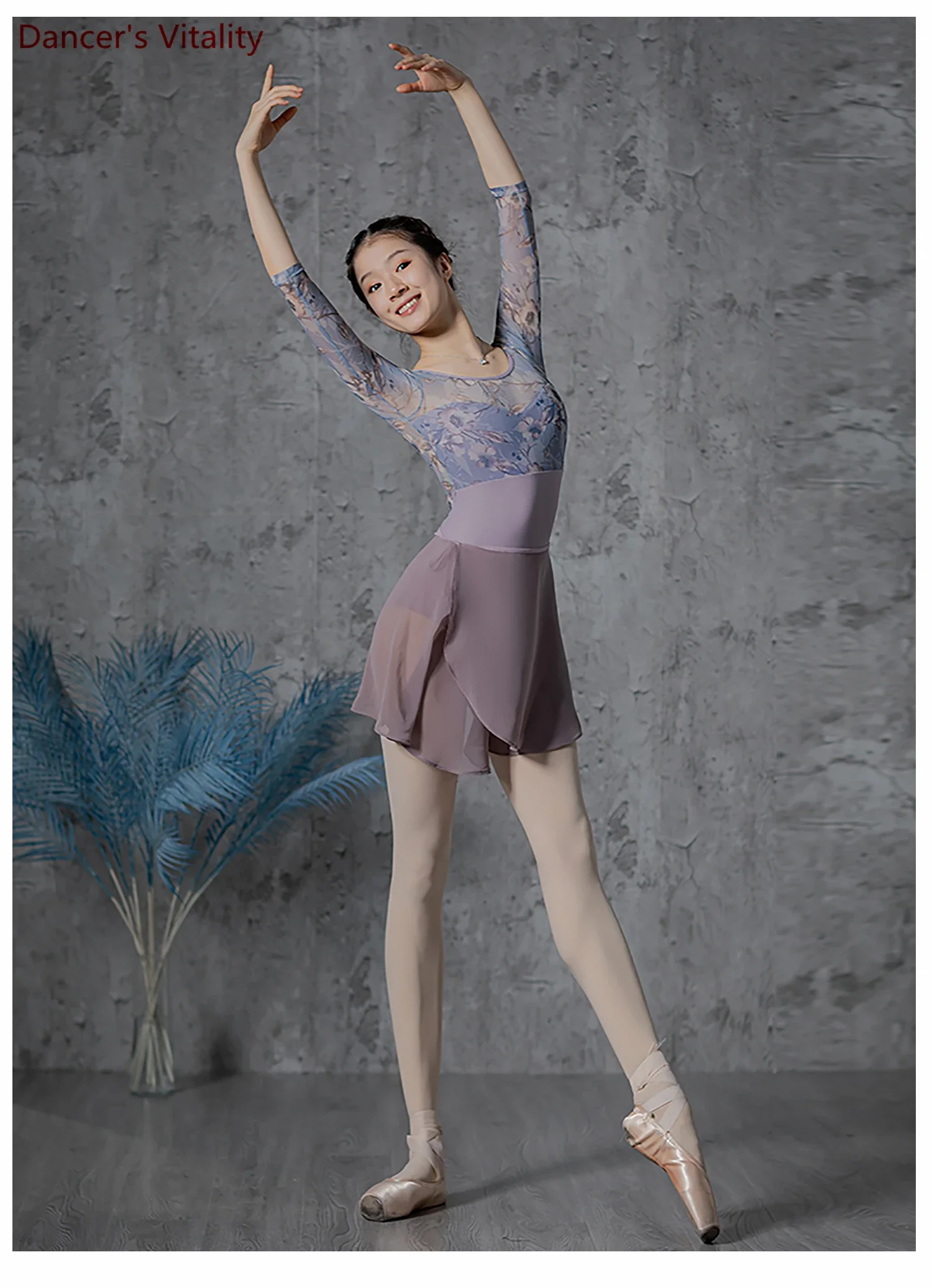 Платье-купальник для балета и танцев для женщин, боди, топ с принтом, цельный гимнастический комплект для воздушной йоги, комплект для йоги, балета для девочек
Платье-купальник для балета и танцев для женщин, боди, топ с принтом, цельный гимнастический комплект для воздушной йоги, комплект для йоги, балета для девочек