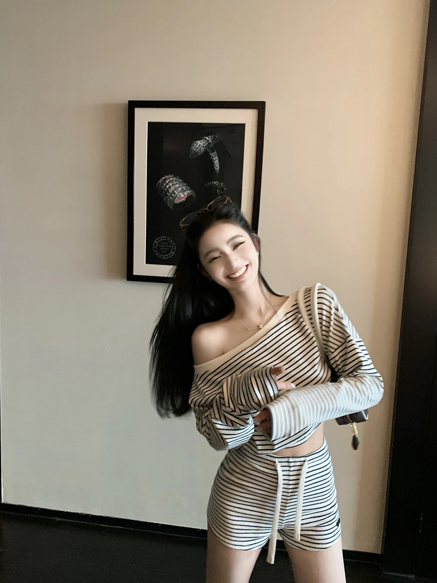 Lilylikes Pure Desire Spicy Girl Black Tech Eco-Dye Shoulder Baring Top Bottoms Set Cotton Seed Velvet Environmentally Friend...
Lilylikes Pure Desire Spicy Girl Black Tech Eco-Dye Shoulder Baring Top Bottoms Set Cotton Seed Velvet Environmentally Friend...
